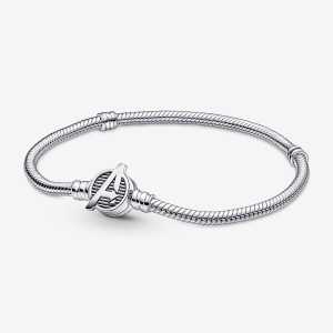 Pandora Moments Marvel The Avengers Logo Clasp Snake Chain Bracelet Sterling Silver | 265QPDNYF