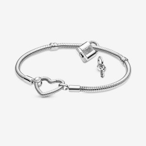 Pandora Moments Padlock & Heart Bracelet Gift Set Sterling Silver | 795BXRSNP