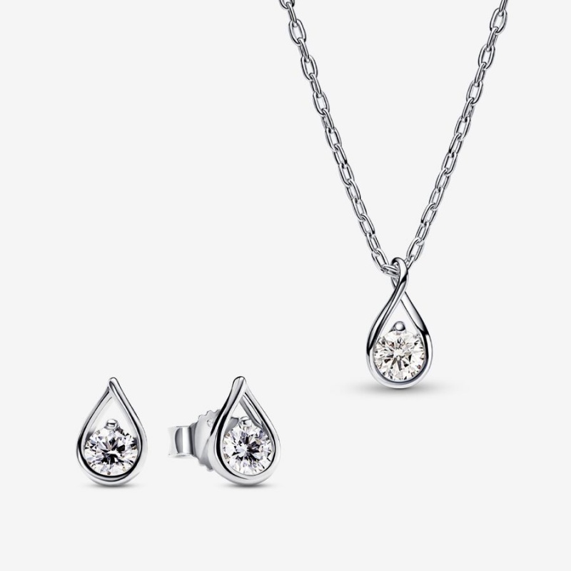 Pandora Brilliance 0.75 ct tw Lab-created Diamond Necklace and Earring Set | 719NYCHUG