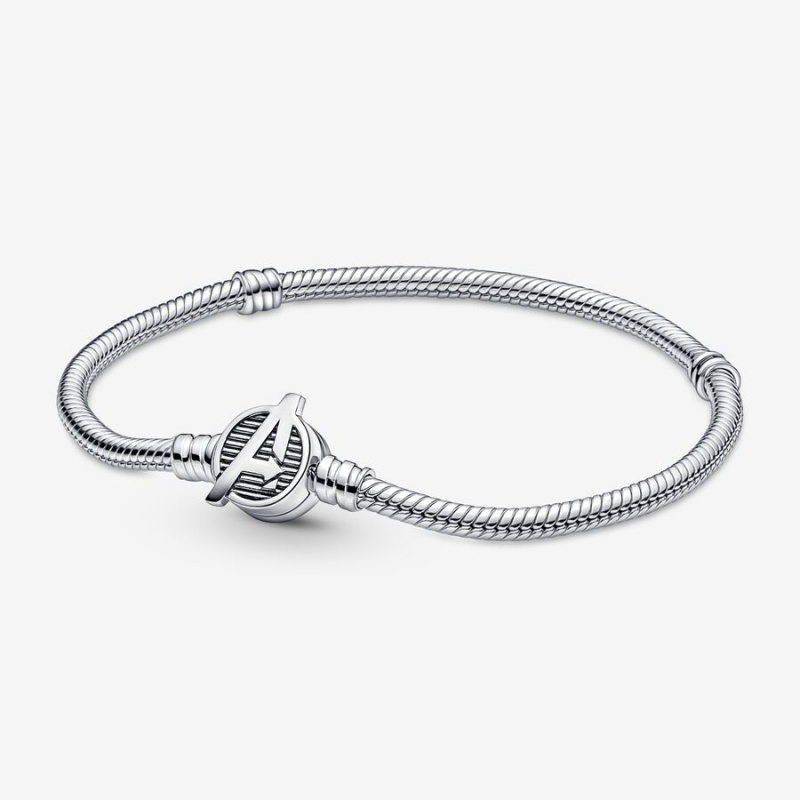 Pandora Moments Marvel The Avengers Logo Clasp Snake Chain Bracelet Sterling Silver | 354CSDVLG