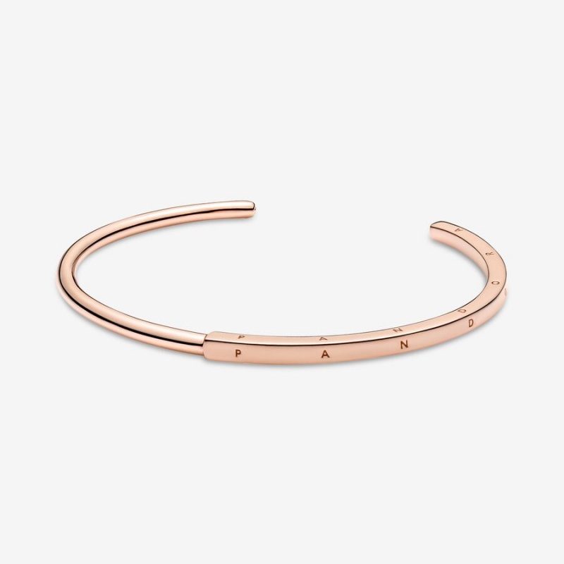 Pandora Signature I-D Open Bangle Rose Gold Plated | 137XIVYEW